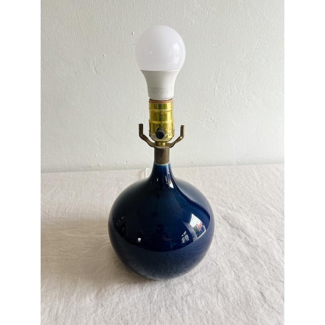 Ceramic 1960s Mid-Century Modern Lotte and Gunnar Bostlund Table Lamp, Ultramarine Blue For Sale - Image 7 of 9