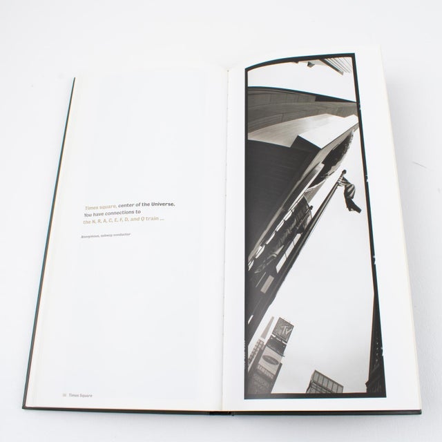 Paper New York Vertical, Photographs Book by Horst Hamann, 2000 For Sale - Image 7 of 8