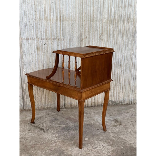 Pair of Early 20th Century Louis XV Walnut Nightstands Bedside Tables For Sale - Image 11 of 18