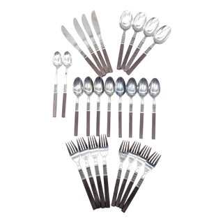 1960s Oneida Northland "Anticipation" Stainless Steel & Teak Composite Flatware, 26 Piece Set (For 4) For Sale