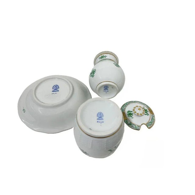 Chinese Bouquet Apponyi Green Set from Herend Hungary Porcelain, 1960s, Set of 3 For Sale - Image 4 of 5