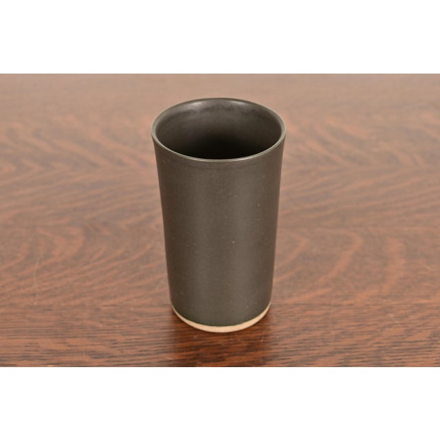 A gorgeous Mid-Century modern black stoneware pottery tumbler or vase By Gordon Martz for Marshall Studios USA, Mid-20th...