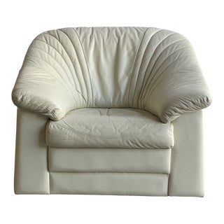 1980s Leather Lounge Chair For Sale