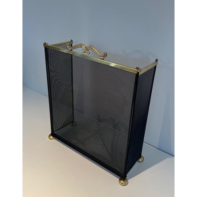 Neoclassical 1970s Brass and Grilling Fireplace Screen For Sale - Image 3 of 12