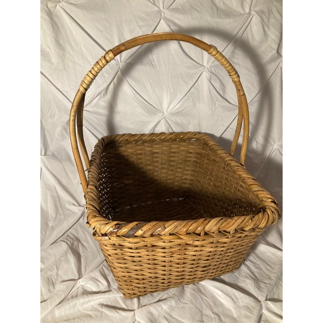 Gorgeous large old basket.