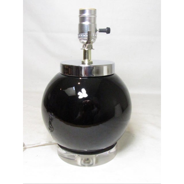 Mid Century Porcelain Sphere Lamp For Sale - Image 9 of 10