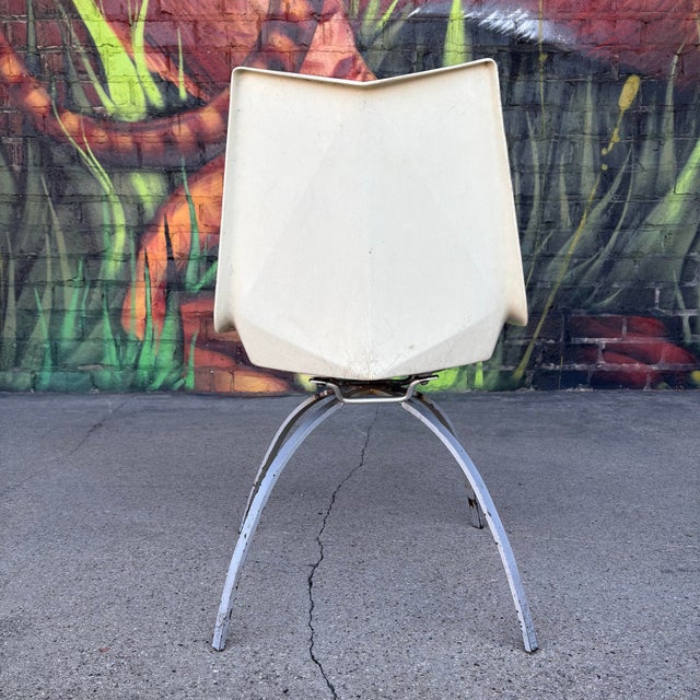 Off-white Mid Century Modern Paul McCobb Fiberglass Origami Chair Spider Base For Sale - Image 8 of 12