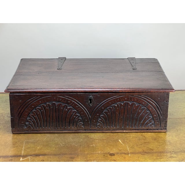 Antique Charles II Oak Bible Box With Carved Facade C. 1660-1685 For Sale - Image 4 of 10
