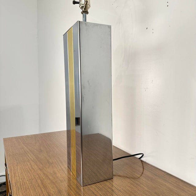 Metal Mid Century Modern Robert Sonneman Chrome and Brass Table Lamp Style of Paul Evans For Sale - Image 7 of 12