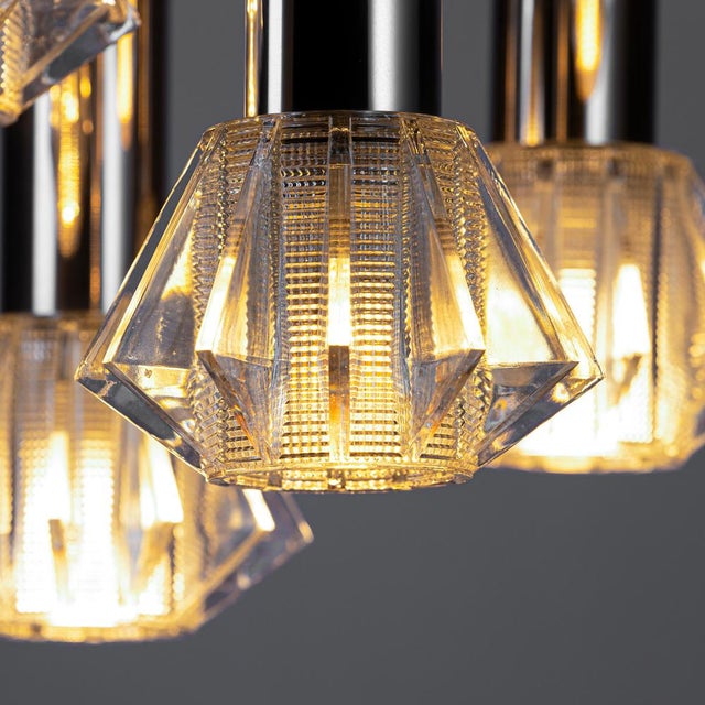 Minimalist Cascade Lamp with Five Faceted Glass Shades and Chrome, 1970s For Sale - Image 4 of 8