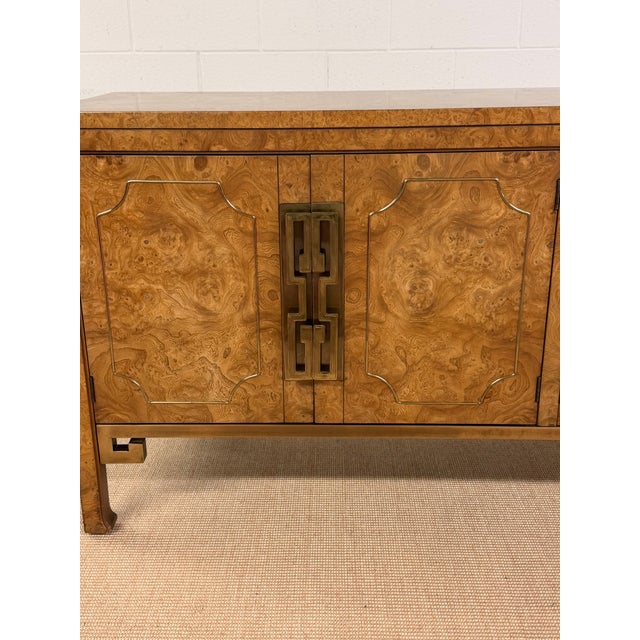 Hollywood Regency Burled Wood and Inlaid Brass Console From Mastercraft For Sale - Image 3 of 12