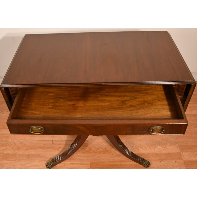 1930s English Regency Style Mahogany Drop-Leaf Pembroke Table / Sofa Table For Sale - Image 6 of 16