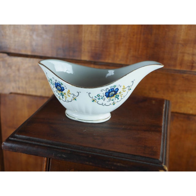 Ceramic Mid-20th French Moulin Des Loups Sauce Boat With Blue Flowers For Sale - Image 7 of 11