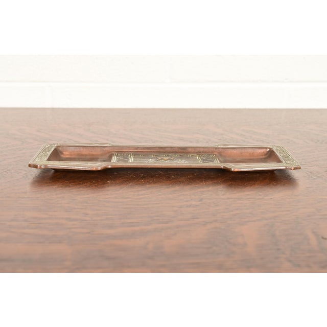 Tiffany Studios Tiffany Studios New York American Indian Pattern Bronze Pen Tray For Sale - Image 4 of 11