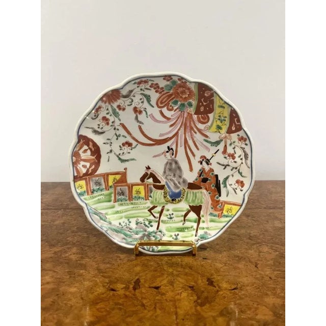 Japanese Imari Dishes, 1900s, Set of 3 For Sale - Image 6 of 8