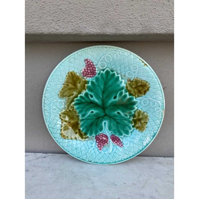 Ceramic French Majolica Grapes Plate Salins, Circa 1890 For Sale - Image 7 of 7