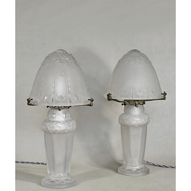 Transparent Pierre d'Avesn Lorrain Daum 1930s French Art Deco Floral Mushroom Table Lamp #1 For Sale - Image 8 of 9
