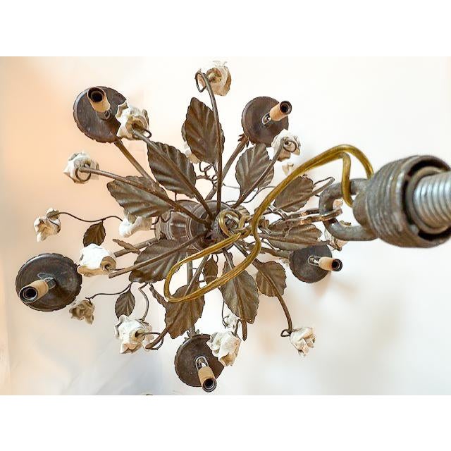 Early 20th Century Early 20th Century 5-Light Wooden Tole Chandelier With Porcelain Flowers For Sale - Image 5 of 6