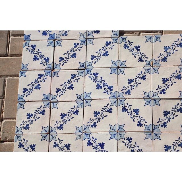 19th Century Antique 19th Century Portuguese Tiles With Floral Garland and Star Motif Set of 75 For Sale - Image 5 of 18