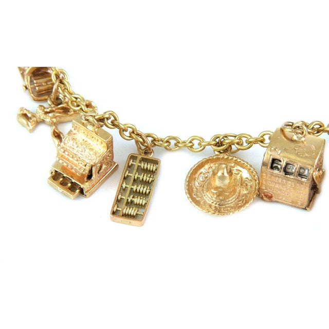Metal Vintage 18k & 14k Yellow Gold 12 Travel Theme Charms Chain Bracelet For Sale - Image 7 of 10