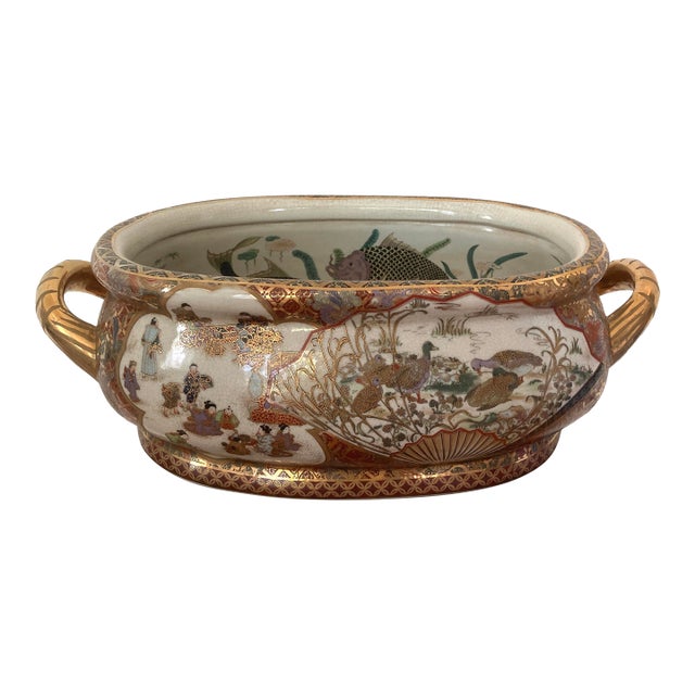 Mid 20th Century Hand Painted Famille Rose Porcelain Foot Bath Cache Pot Oval Basin For Sale