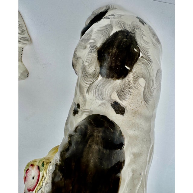 Staffordshire Flower Basket Spaniel Dogs, Pair, Black and White England 19th Century For Sale - Image 15 of 17