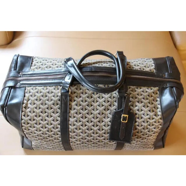 Large Goyard Boston Bag, Large Goyard Duffle Bag for Women and Men by Goyard, 1970s For Sale - Image 6 of 16