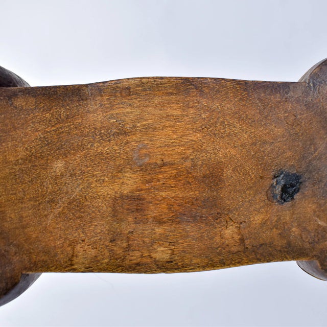 Early 20th Century Nyamwezi Wooden Headrest with Glass Bead Decoration Tanzania For Sale - Image 4 of 16