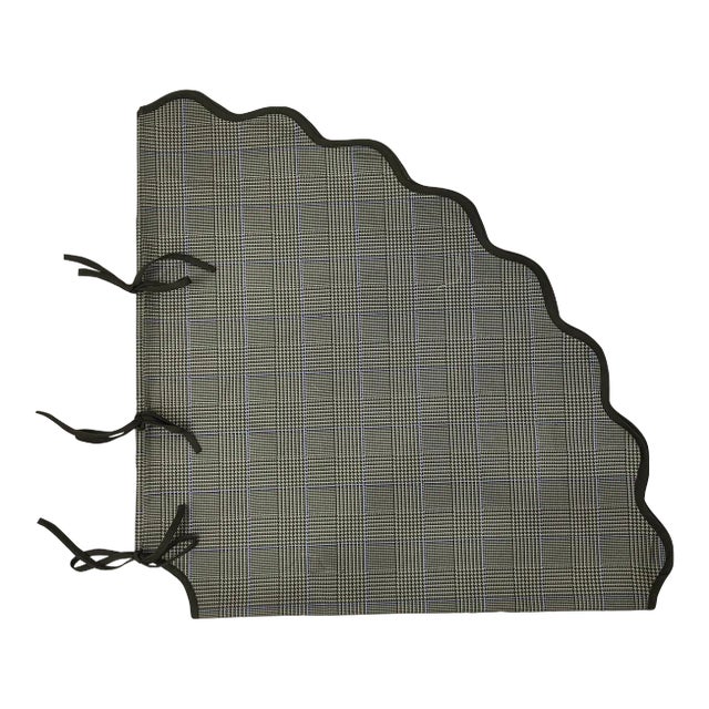 Handmade Olive Green Houndstooth Plaid Scalloped Christmas Tree Skirt with Dark Green Piping For Sale