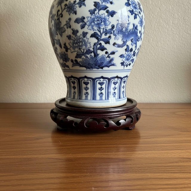 Vintage Chinese Carved Wood Display Stand-Rosewood-Vase-Ginger Jar Base-Plant For Sale - Image 9 of 11