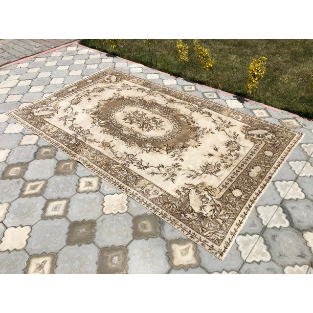 Turkish Vintage White Wool Rug For Sale - Image 3 of 9