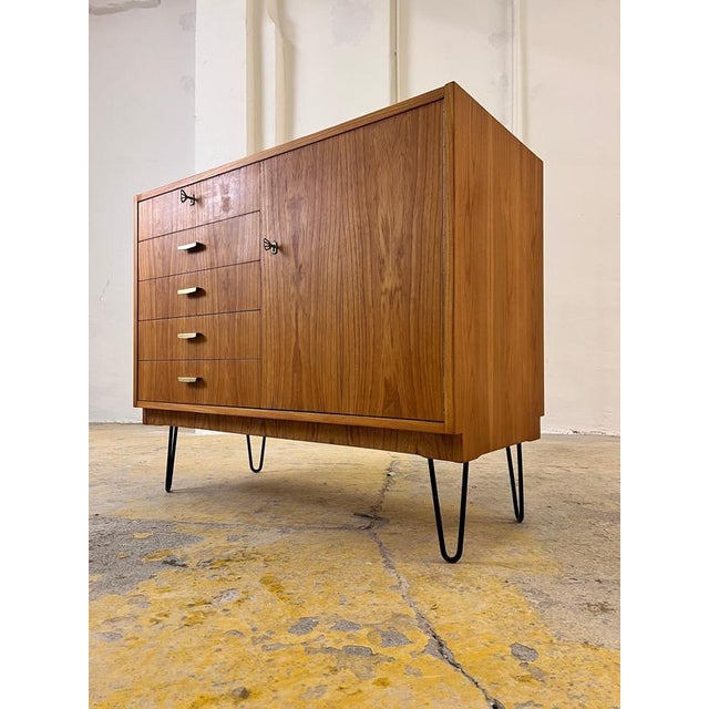 Type 605 Chest of Drawers on Hairpin Legs by Herbert Eilenberg for Hellerau For Sale - Image 11 of 11