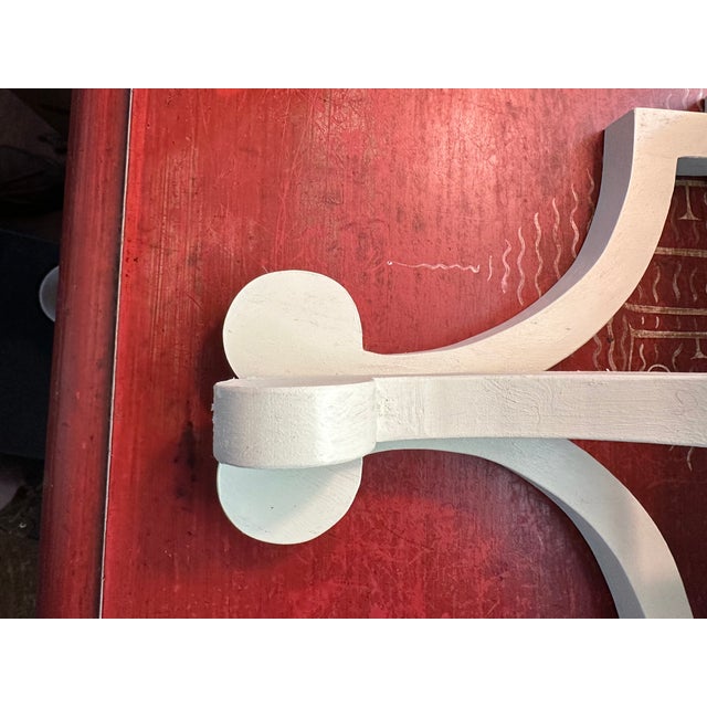 English Style Scalloped Wooden Walk Bracket Painted Palest Green For Sale - Image 4 of 8