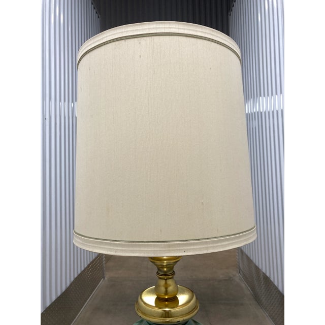 Chinoiserie Large Size Frederick Cooper Crackle Glazed Porcelain Ginger Jar Table Lamp and Frederick Cooper Barrel Shade - a Pair For Sale - Image 3 of 13