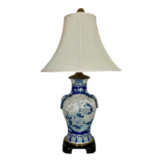 Vintage Chinese Blue and White Floral Porcelain Table Lamp on Ming Style Wood Stand For Sale