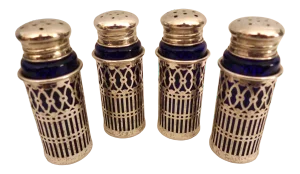 Mid 20th Century Rogers Silverplate Salt & Pepper Shakers - Set of 4