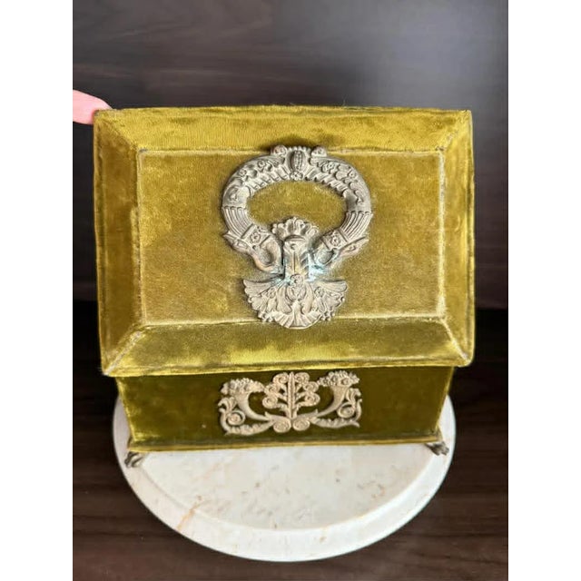 Victorian Antique Victorian Jewelry Box “Boudoir” or Sewing Box in Mustard/ Golden/ Green Velvet, Inside Blue Silk From the Early 20th Century For Sale - Image 3 of 10