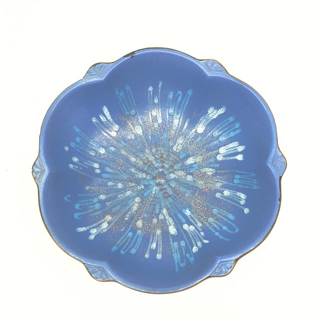 Mid 20th Century Chalky Blue Floral Shaped Serving Bowl Curation - Group of 3 For Sale - Image 5 of 11