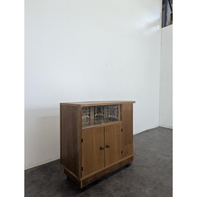 Serving Bar Cart in Oak and Sycamore Veneer, 1950s, in Very Good conditions.