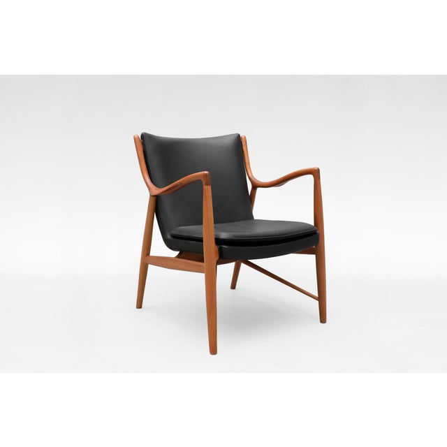 Model 45 Lounge Chair in Black Leather and Teak by Finn Juhl, France, 1960s For Sale - Image 6 of 6