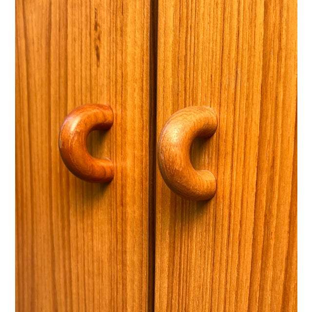 Wood Late 20th Century Mid-Century Modern Danish Teak Bookcase For Sale - Image 7 of 12