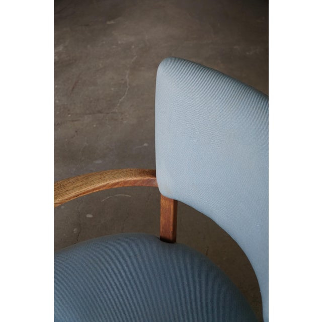 Danish Modern Curved Lounge Chair in Oak attributed to Viggo Boesen, 1950s For Sale - Image 16 of 18