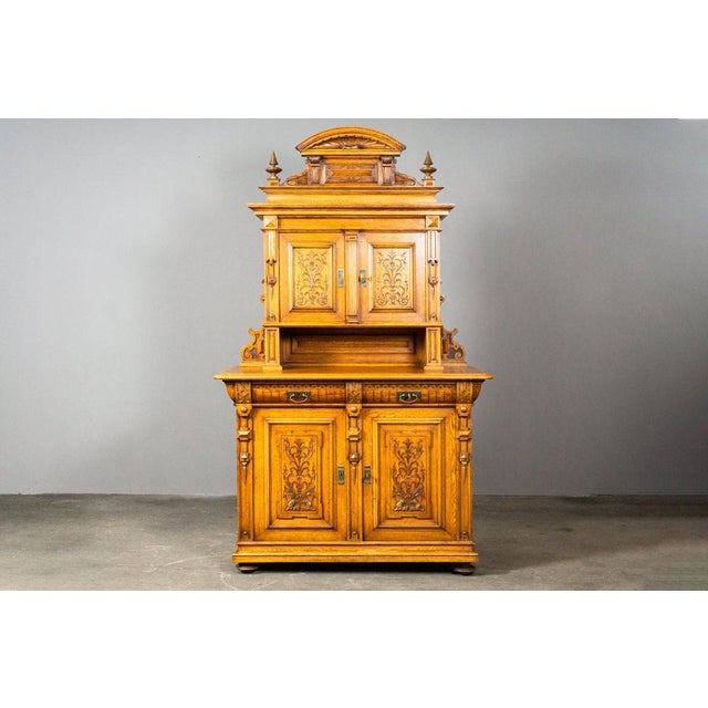 Item: Buffet cabinet Period & Style: Gründerzeit - Late 19th century Features - elegant and practical piece of furniture...