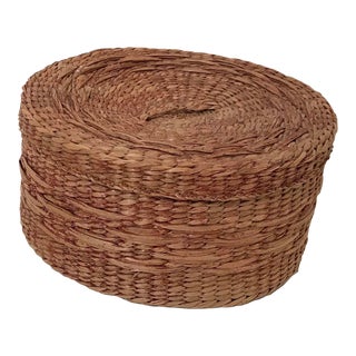 Vintage Sweetgrass Lidded Basket For Sale