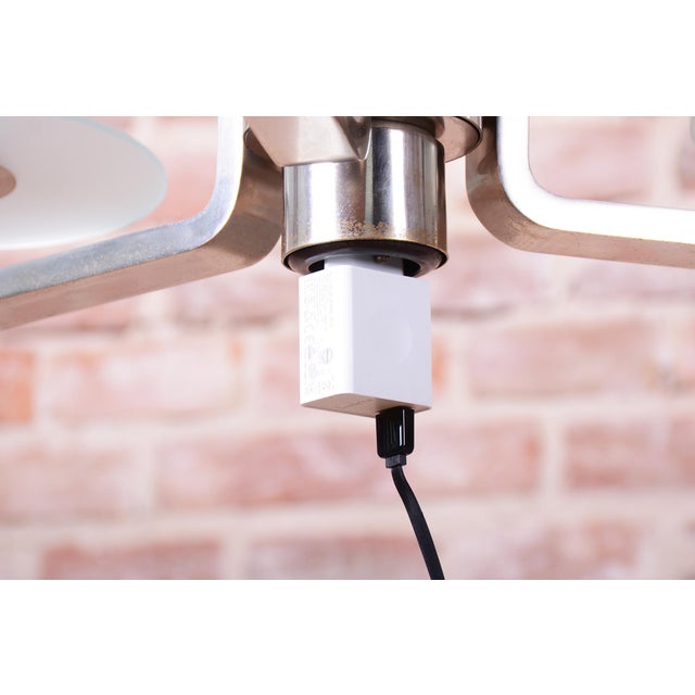 This imposing large salon chandelier is a premier example of Czechoslovak design from the 1920s. Its form sits at the...