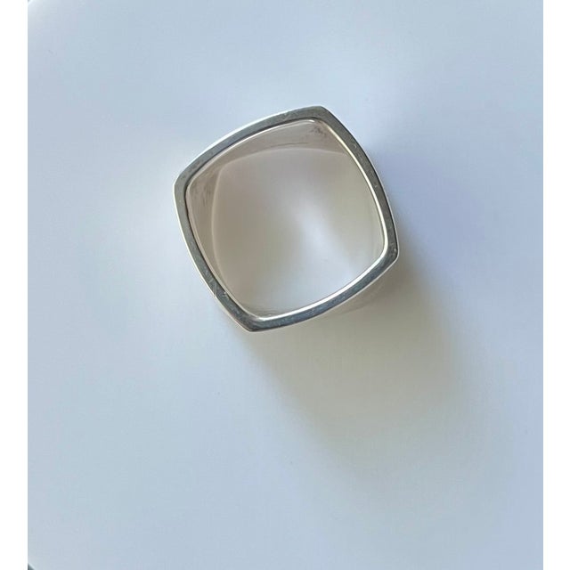 Metal Vintage Frank Gehry Tiffany & Co. Sterling Silver Torque Ring, Size 8.5, Architectural Statement, 2006 Collaboration For Sale - Image 7 of 12
