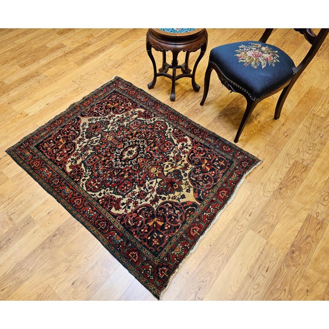 19th Century Persian Farahan Sarouk Rug, Hand-Knotted Wool, Floral Medallion Pattern, Ivory & Red, 4x5 For Sale - Image 15 of 15