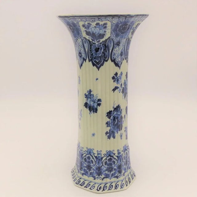 Ceramic Handpainted Ceramic Vase, 1900s For Sale - Image 7 of 7