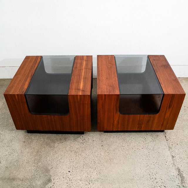 Lane Furniture 1960s Mid Century Modern Nightstands Tables Side End Glass Vintage Walnut Lane Drawer For Sale - Image 4 of 11