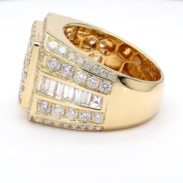 1990s 3 Carat Round & Baguette Diamond 14k Gold Mens Cluster Ring, Size 11 For Sale - Image 9 of 10